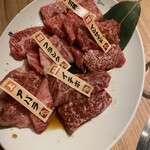 구로게 와규 잇토우가이 야키니쿠 도톤보리 미츠루 소우혼텐 - 