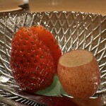 札幌 鮨Sublime - クイーンルージュといちご