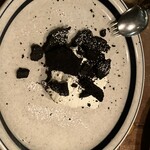 JOLIE - オレオチーズケーキ。一見雑に見えるがクリームの配合が素晴らしい。