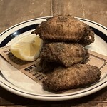JOLIE - フライドチキン。スパイシーな手羽中。