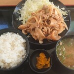 美野里パーキングエリア（下り線）フードコート - 料理写真:みのりの生姜焼き定食