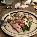 JOLIE - シェフズサラダ。具沢山でとても美味。