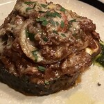 JOLIE - ポークピッツァイオーラ。トマトとチーズと豚肉の三位一体。