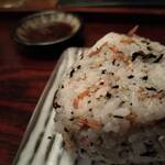 郷土酒亭 元祖 炉ばた - ちりめんおにぎり