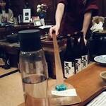 郷土酒亭 元祖 炉ばた - やりとりは炉ばたしゃもじ