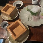 赤垣屋 - ひらめとイカと枡酒と