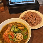 薬膳スープカレー・シャナイア - 