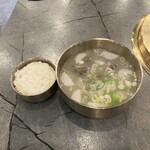 ラオン 焼肉 - ライス、コムタン