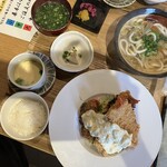 馬刺しと地鶏とマグロ 梅屋 - 