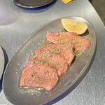 新宿焼肉 ホルモンいのうえ - 