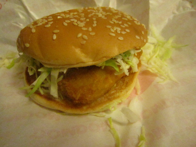絶滅危惧種?@ドムドム ハンバーガー in 柿生マルエツ : ドムドムハンバーガー マルエツ柿生店