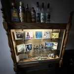 ジェリコの戦い - 雑居ビルの階段をのぼるとトランペットやJAZZの名曲CDがディスプレイ。アビー・リンカーンは私も好き❤️