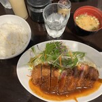 洋食の朝日 - ビーフカツ定食
