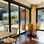 桂浜美食館 神 - 店内