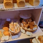 ルルット - 店内のパン