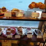 ルルット - 店内のパン