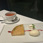 THE COSMOPOLITAN GRILL BAR TERRACE - 