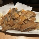 魚貝三昧 雛 1号店 - 骨せんべい