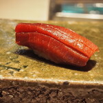 鮨 たくま - 本マグロ 中トロ（北海道 厚岸）