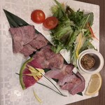 玄海の活魚と糸島直送の食 博多居酒屋 どげん海 - 