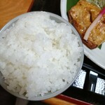 炭屋 - ご飯もおいしい…地元産なのかな？