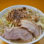 ラーメンエース - ラーメン　ニンニク少し、焦がしアブラ