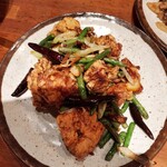 鍋家 - 鶏唐揚げの山椒炒め