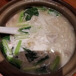 鍋家 - 鶏肉煮込み麺。鶏白湯かな？
