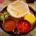 エパレット - ランチＣセット￥９００ ＋チーズナン￥１００