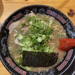 無鉄砲 - とんこつラーメン1,000円