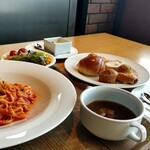 エボリューション - トマト斗モッツァレラチーズ