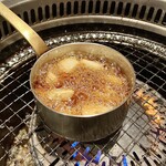 杏樹亭 岸根店 - 「ニンニク焼き（税抜￥650）」