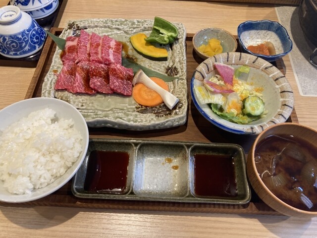 丸明 茶屋ヶ坂店 （まるあき）のご予約 - 茶屋ケ坂/焼肉 | 食べログ