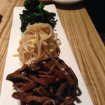 大阪屋 - ナムル