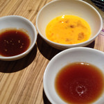 大阪屋 - ニンニクだれ、溶き玉子、ポン酢