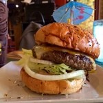 Cheeseburger - これが本場のチーズバーガーや！