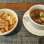 CHATONS - セットのサラダとスープ