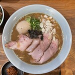 いかれたヌードル フィッシュトンズ - 