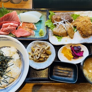 勝浦港 市場食堂 勝喰_0