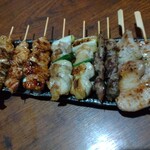 炭火焼 旭屋 - 料理写真:焼き盛り合わせ１０本　2,000円