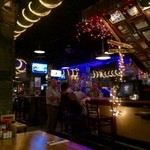 Moose Mcgillycuddy's Pub & Cafe - 店内は音楽や談笑で賑やかです！