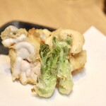 天ぷらと日本酒 明日源 - タラの芽天