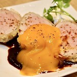 天ぷらと日本酒 明日源 - 味噌カツ天 卵黄のせ