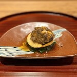 京味 もと井 - ▼焼物 ・トロ鰆の炭焼き 　ブラウンマッシュルームのペースト、胡桃 　ポン酢餡掛け 　縮みほうれん草