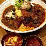 SPICY CURRY 魯珈 - 