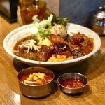 SPICY CURRY 魯珈 - 