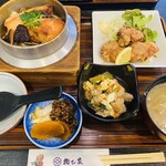 掬び家 - 鮭ときのこのバター釜めしCセット