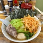 横浜ラーメン厨房 うえむらや - 