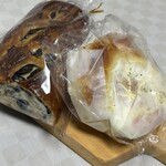 バロー 西春店 - 　　ぶどうパン　　　　　　ゆで卵でポン