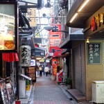 焼肉三松 - 2024年12月　「牛」だらけのストリート